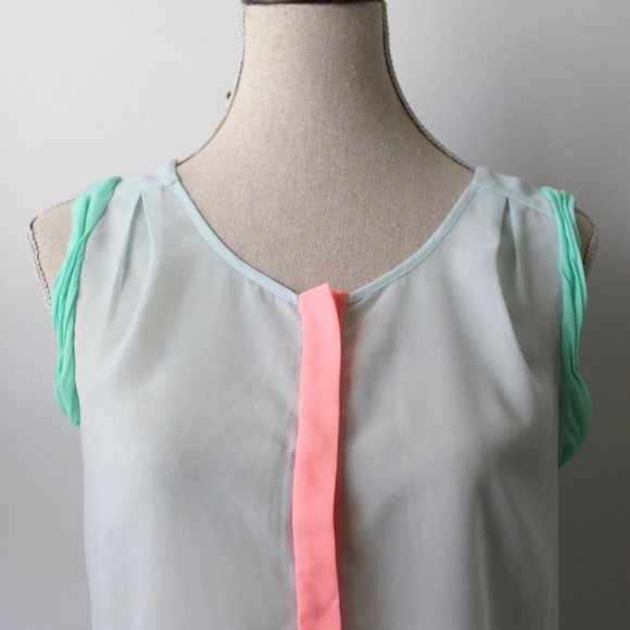 American Eagle Blue Sleeveless Tie Front Tank XS - Picture 5 of 9